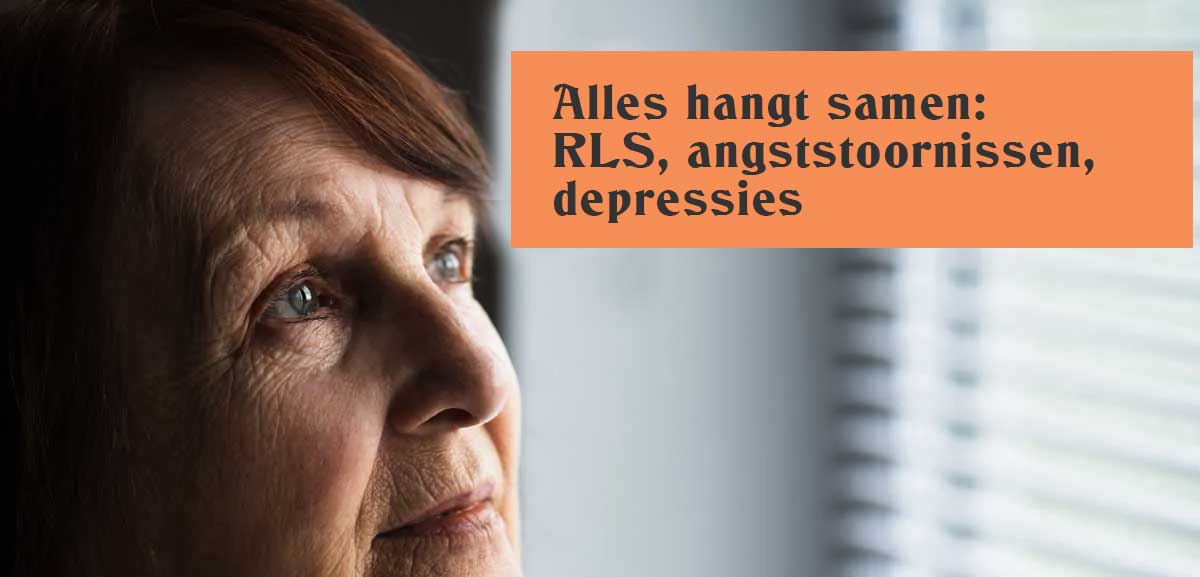 Arts onderzoekt en behandelt knie en been van patiënt